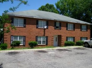 The Carrington Place Apartments in Columbia, SC - Foto de edificio - Building Photo