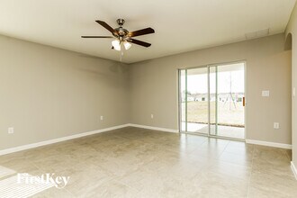 422 Earhart Dr in Davenport, FL - Building Photo - Building Photo