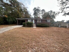 4534 Oakwood Dr in Columbia, SC - Building Photo