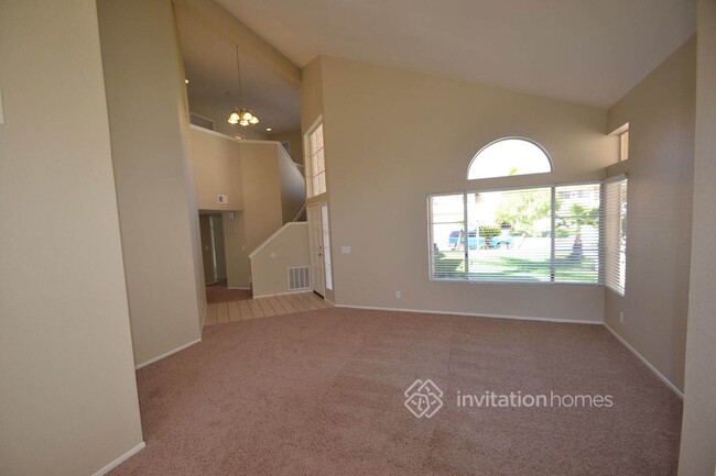 27479 Rosebay Ct in Temecula, CA - Foto de edificio - Building Photo