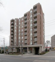 2086-2088 Lawrence Ave W Apartments