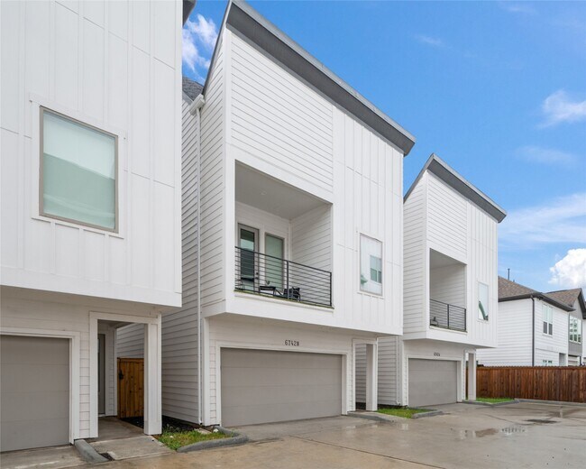 6742 Peerless St in Houston, TX - Building Photo - Building Photo