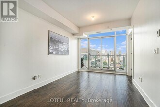 255 Bay St in Ottawa, ON - Building Photo - Building Photo