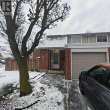 215 Mississauga Vly Blvd in Mississauga, ON - Building Photo - Building Photo