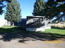 3098 Springhill Rd in Bozeman, MT - Building Photo