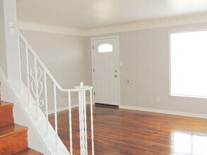 710-712 E 222nd St in Euclid, OH - Building Photo - Building Photo