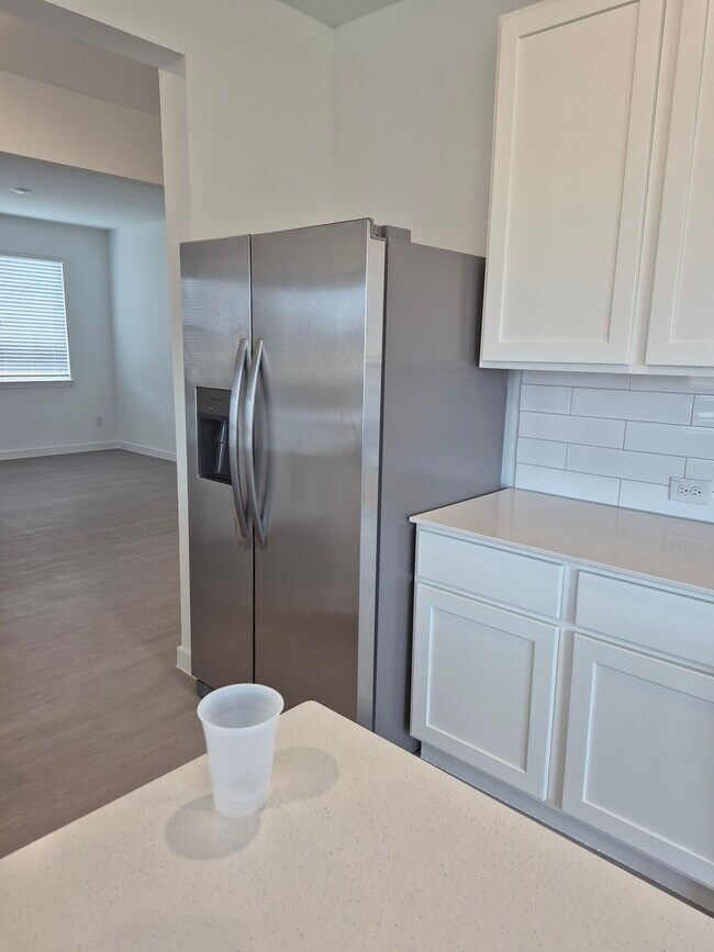 224 Pine St in Azle, TX - Building Photo - Building Photo