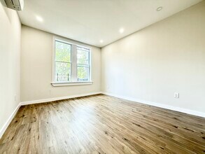 8918 Northern Blvd, Unit 3R in Jackson Heights, NY - Building Photo - Building Photo