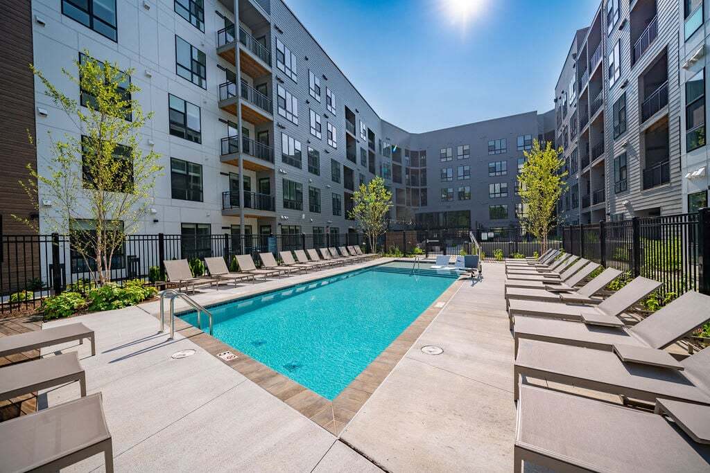 The Rae in Bethesda, MD - Building Photo