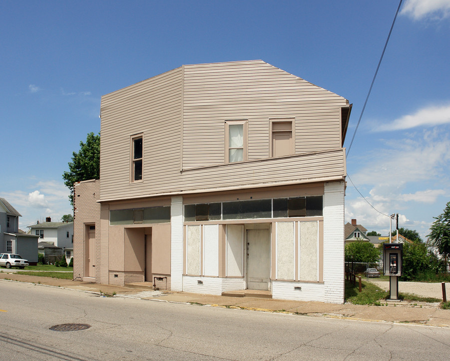 1413 St Marys Ave in Parkersburg, WV - Building Photo