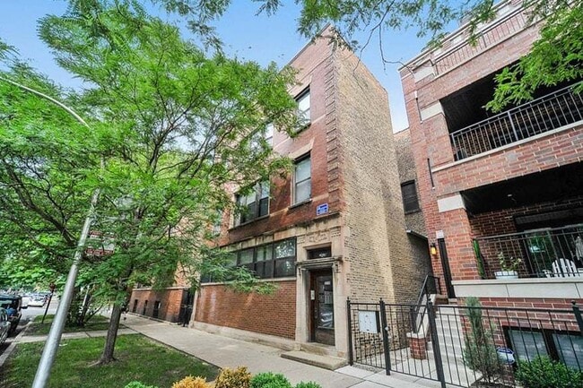 property at 1250 W Grace St