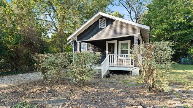 32 M.L.K. Jr Blvd in Fayetteville, AR - Building Photo - Building Photo