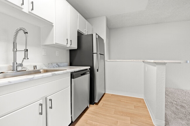 Vida in Escondido, CA - Building Photo - Building Photo