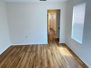 5061 Ernst Ct in Orlando, FL - Building Photo - Building Photo