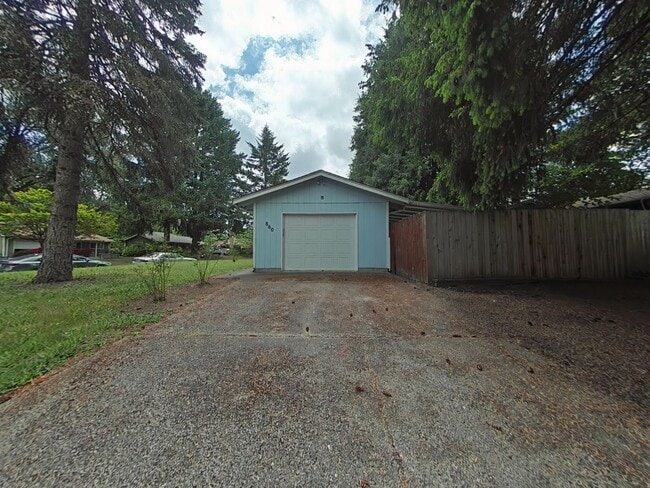 property at 860 SE Lilly Ave