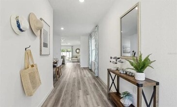 32528 Weathered Oak Dr in Wesley Chapel, FL - Building Photo - Building Photo