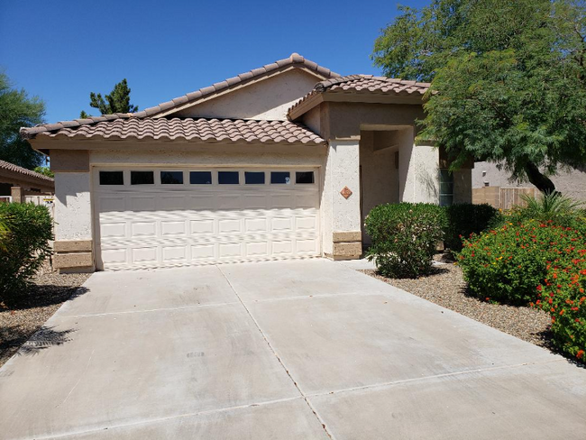 property at 1036 N Golden Key St