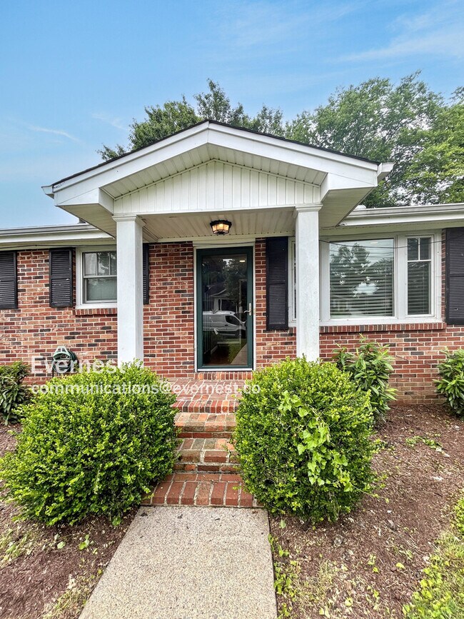 1020 Delmas Ave in Nashville, TN - Building Photo - Building Photo