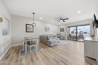 16540 E Gunsight Dr in Fountain Hills, AZ - Building Photo - Building Photo