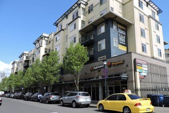 Dakota in Seattle, WA - Building Photo - Building Photo
