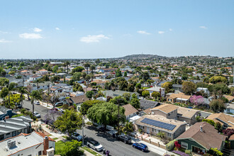 4301 E 6th St in Long Beach, CA - Building Photo - Building Photo