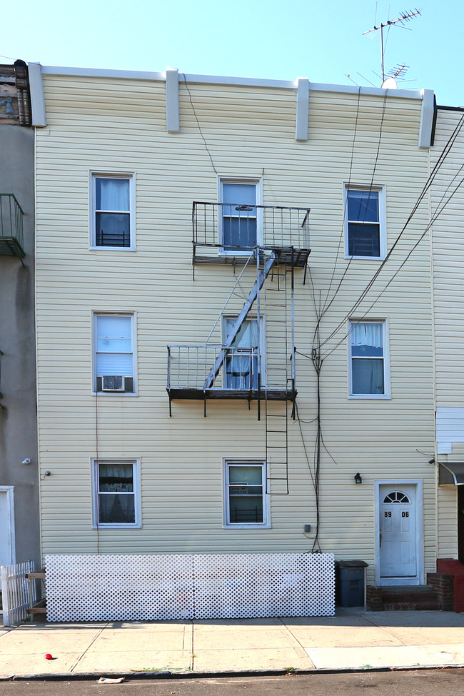 8906 95th Ave in Ozone Park, NY - Building Photo - Building Photo