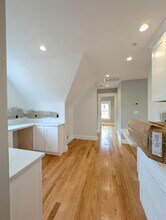 86 Orchard St, Unit 3 in Medford, MA - Building Photo - Building Photo