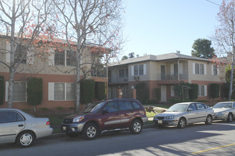 2918 St. George in Los Angeles, CA - Building Photo - Building Photo