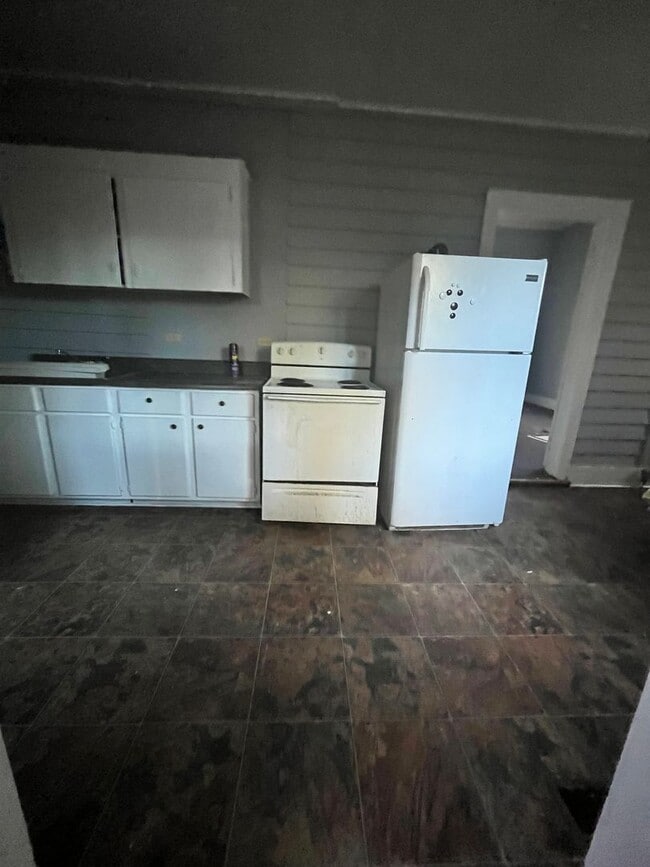 1025 Henley St in Orangeburg, SC - Building Photo - Building Photo