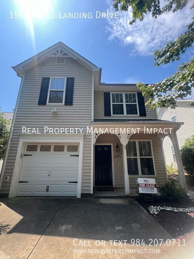 1910 Falls Landing Dr in Raleigh, NC - Building Photo - Building Photo