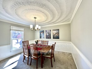 704 Mildenhall Dr in Chesapeake, VA - Building Photo - Building Photo