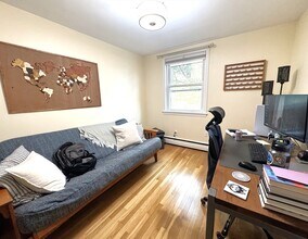 25-31 Highland St in Newton, MA - Building Photo - Building Photo