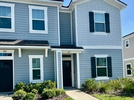 307 Annies Pl in Jacksonville, FL - Building Photo