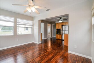 610 Charlotte Ave in Tarpon Springs, FL - Building Photo - Building Photo