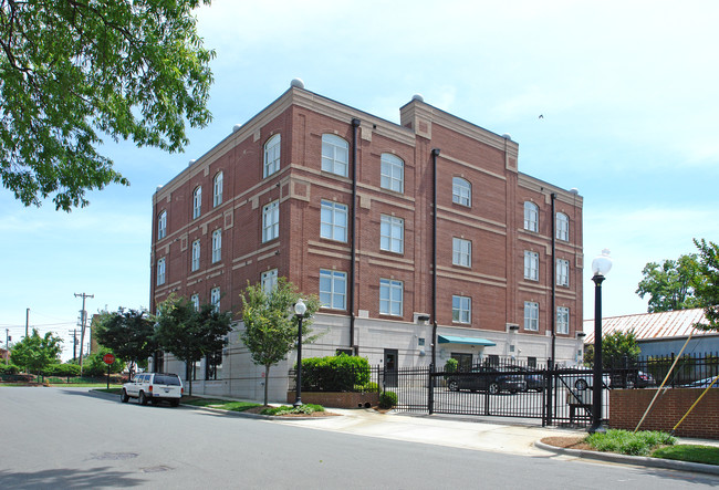 The Kingston in Charlotte, NC - Building Photo - Building Photo