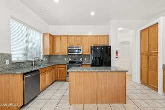 9634 E Irwin Ave in Mesa, AZ - Building Photo - Building Photo