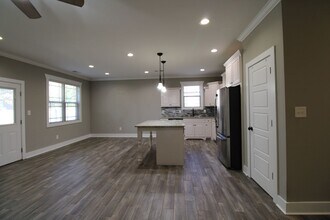 212 Gray Fox Xing in Bonaire, GA - Building Photo - Building Photo