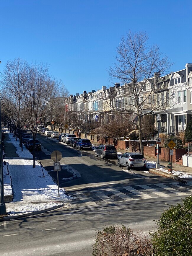 1945 2nd St NE, Unit 2 in Washington, DC - Building Photo - Building Photo