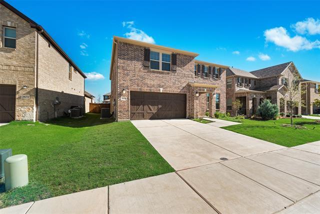 3676 Keechi Creek Dr in Prosper, TX - Foto de edificio