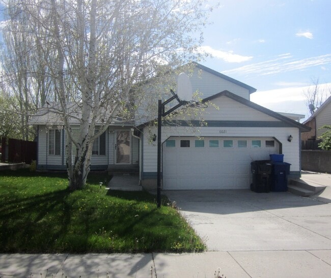 property at 6021 Milstead Ln