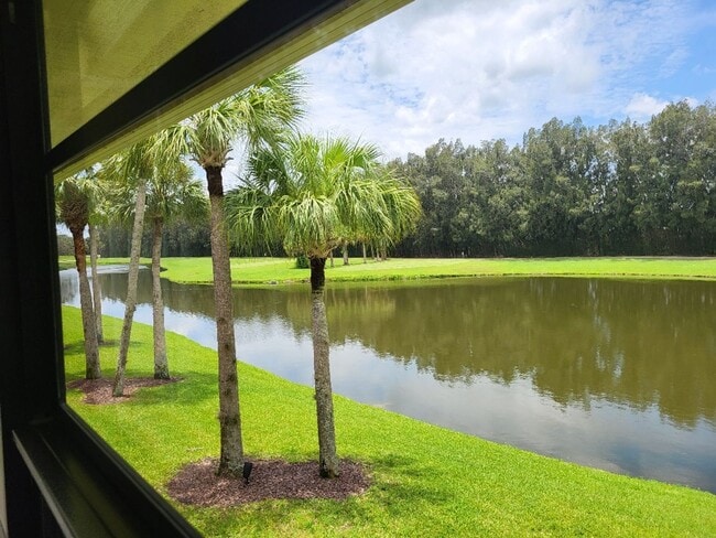 12 Plantation Dr in Vero Beach, FL - Building Photo - Building Photo