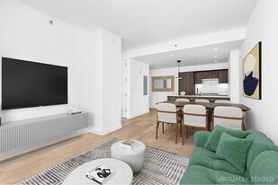 111 Varick St, Unit 7 F in New York, NY - Building Photo