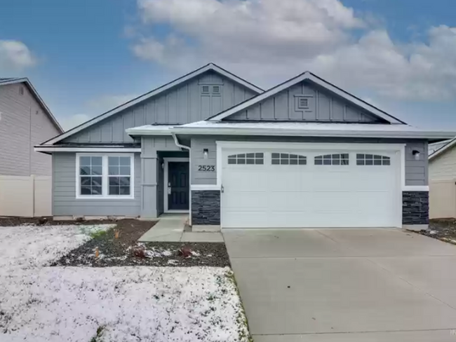 property at 2523 E Moon Eye Dr