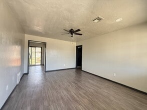 829 Willow Brook Dr in Midwest City, OK - Building Photo - Building Photo