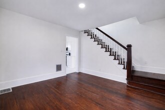 512 Brown St in Stroudsburg, PA - Building Photo - Building Photo