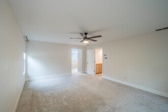 2115 Sterling Dr in Rocklin, CA - Building Photo - Building Photo