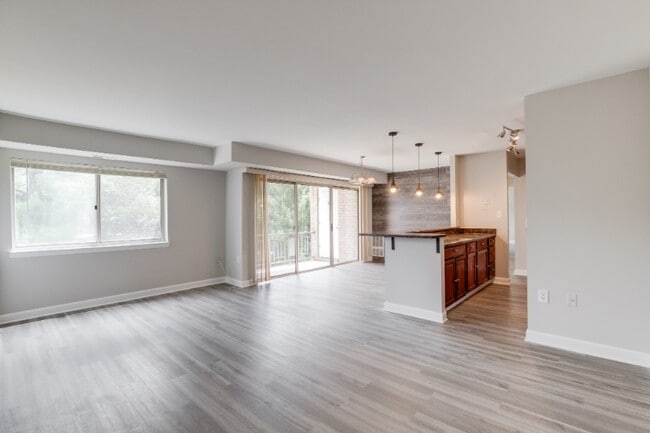 12203 Academy Way in Rockville, MD - Building Photo - Building Photo