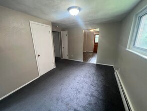 531 Decatur Ave in Pittsburgh, PA - Building Photo - Building Photo