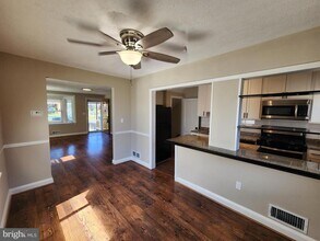 1925 Ewald Ave in Dundalk, MD - Building Photo - Building Photo