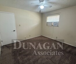 201 N Mesquite St in Carlsbad, NM - Building Photo - Building Photo